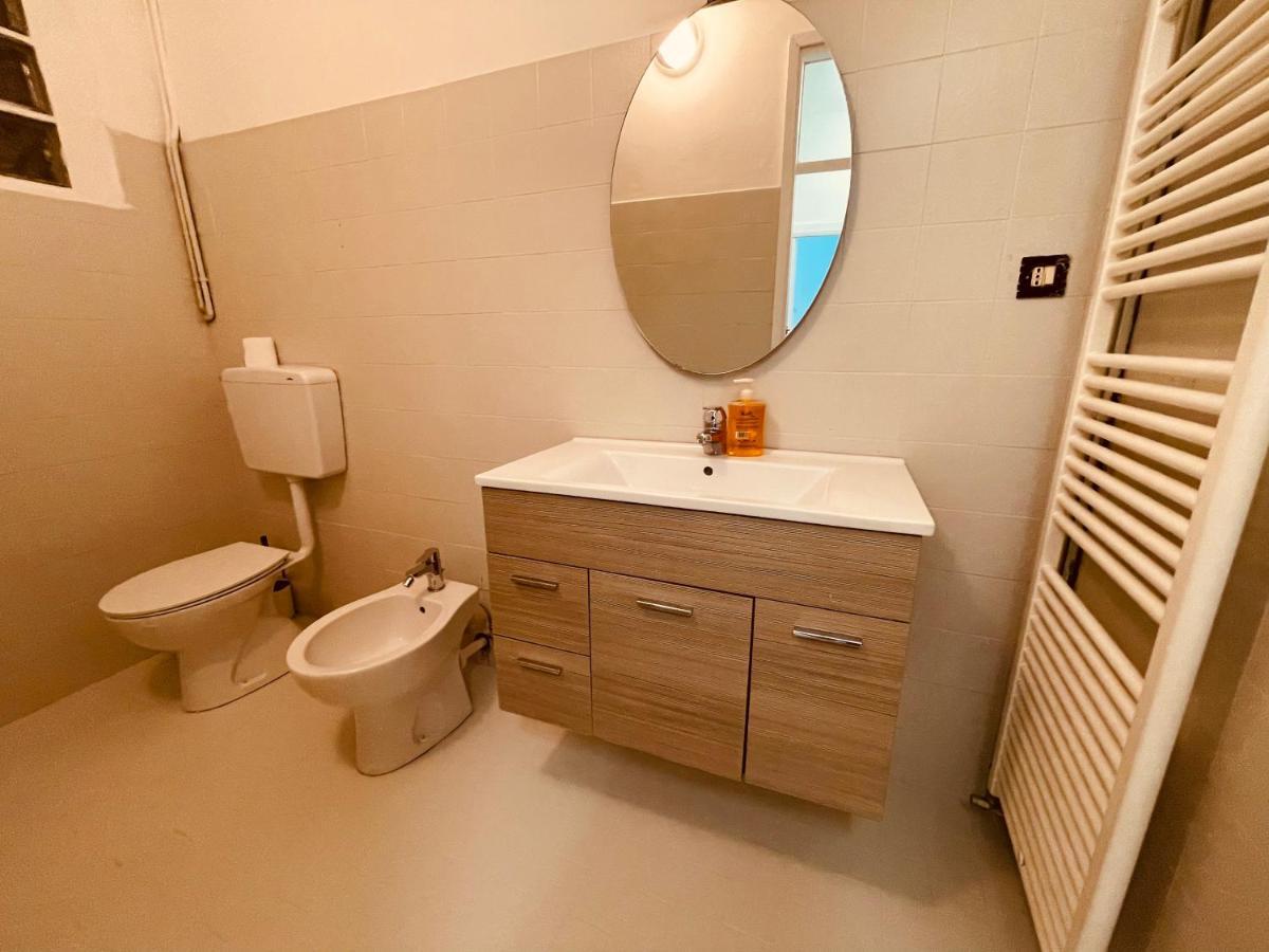 Family Apartment Piazza Milano - Jesolo Buitenkant foto